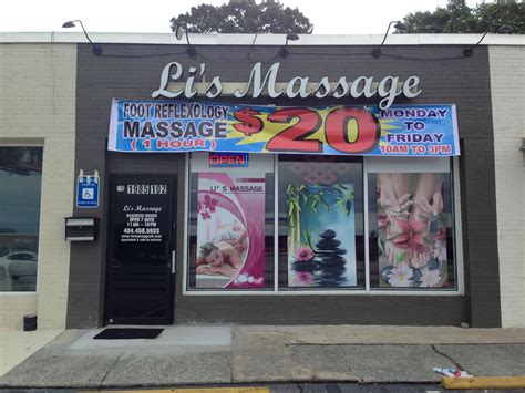Erotic massage Kings Park