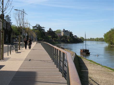 Escort Chalonnes sur Loire