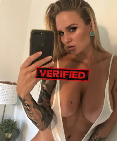Britney Titten Prostituierte Les Avanchets