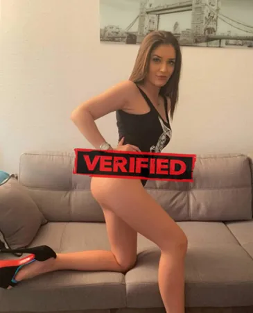 Amy tits Prostituta Paredes